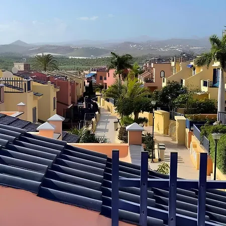 Bonita Con Propio Entrada Y Con Piscina Villa San Bartolome de Tirajana (Gran Canaria)
