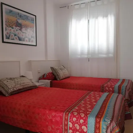 Bonita Con Propio Entrada Y Con Piscina Villa *